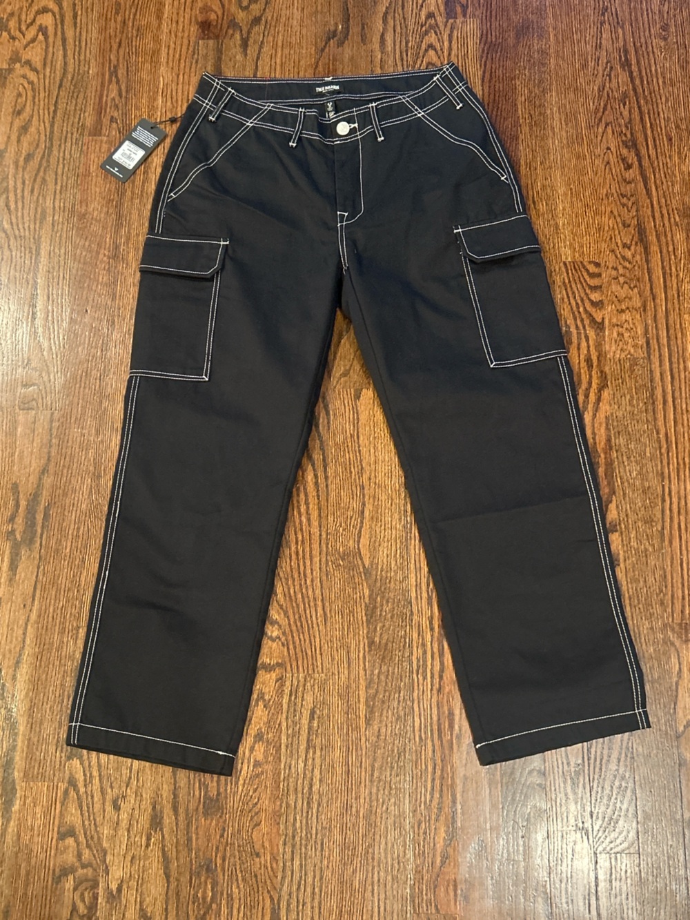 NWT True Religion Black Straight Cargo Jeans with Contrast Stitching 32 Y2K